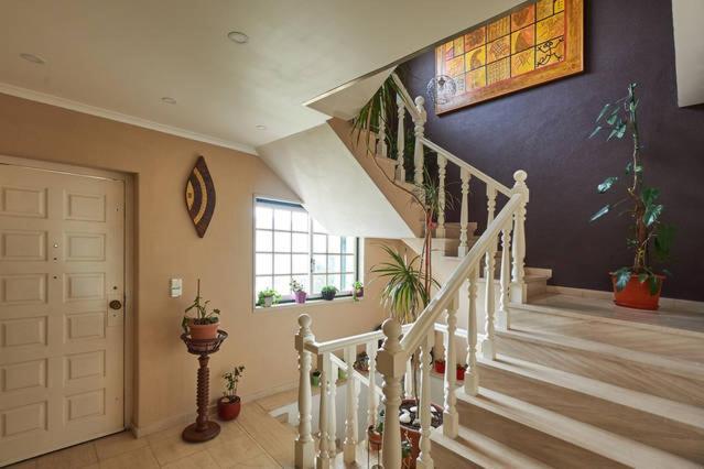 فندق Sintra Breeze - Sun, Pool & Kitchen ميم مارتينز المظهر الخارجي الصورة